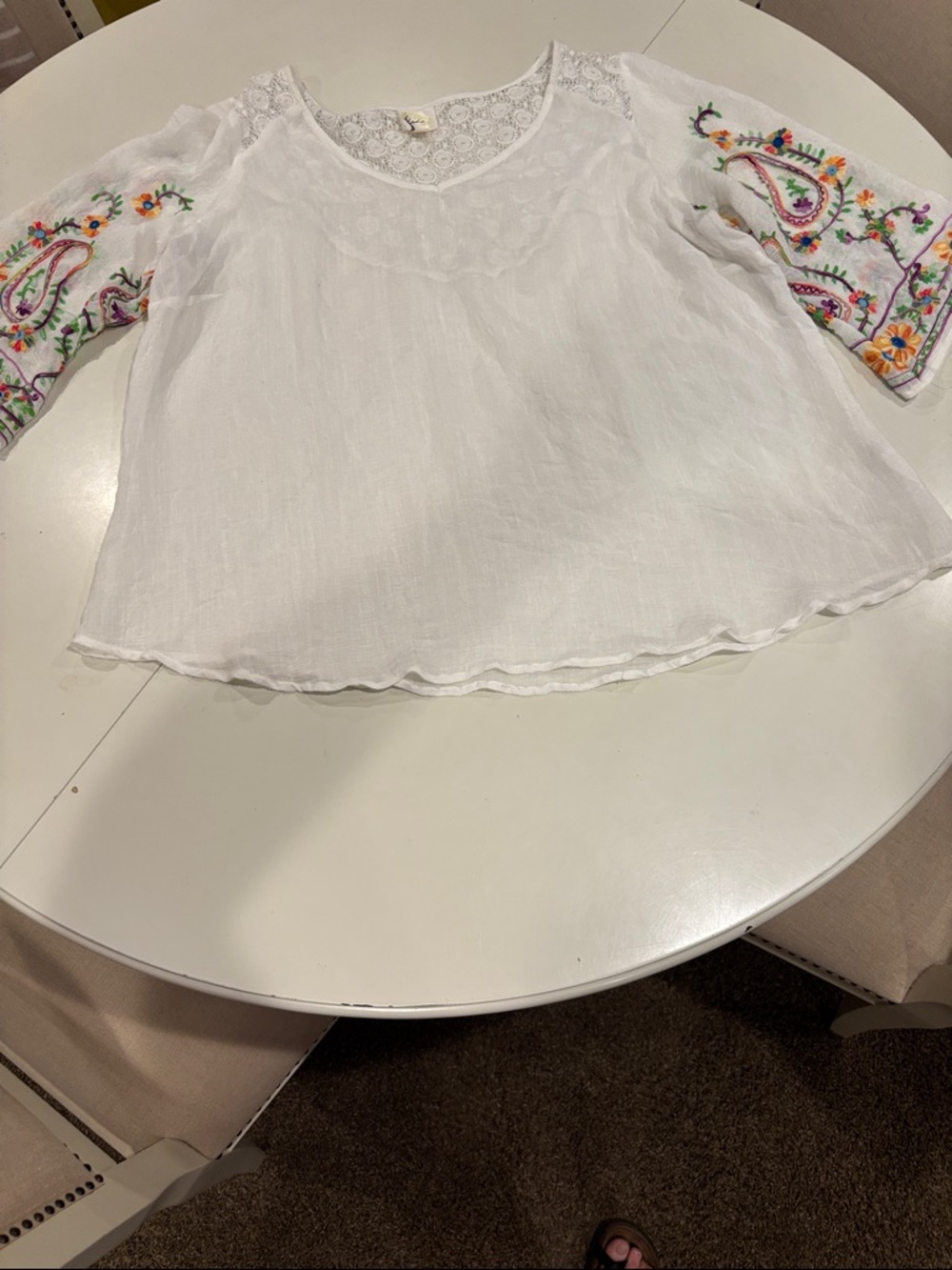 fig and flower White Peasant Blouse with Colorful Embroidered Sleeves size 2x